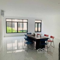 Cho Thuê Nhà Phố Cự Lộc, Đối Diện Chung Cư 90M2 5 Tầngmặt Tiền7M, Thông Sàn, Thang Máy, Giá Bán 40 Triệu