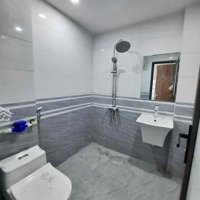 Bán Toà Nhà Căn Hộ Giảng Võ 80M2 Nhà Mới 8 Tầng 13 Phòng Thang Máy