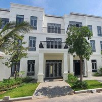 (Chính Chủ Bán) Biệt Thự Mini Đã Giao Thô, Sát Hồ Bơi, Clubhouse