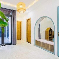 Villa Nam Việt Á - 3 Tầng, Có Hồ Bơi, Đẹp, Đang Khai Thác Cho Thuê Theo Ngày Luôn Full Phòng