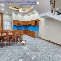 Bán Nhà 1 Trệt 2 Lầu, Full Nội Thất, Kdc Lộc Phát Residence P.thuận Giao, Thuận An