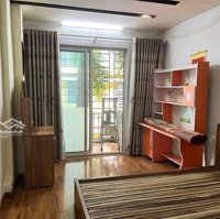 Cho Thuê Căn Hộ Chung Cư Phố Vĩnh Phúc, 80M2 2 Phòng Ngủ Đủ Đồ