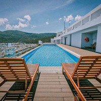 Cho Thuê Căn Hộ Ocean View Tầng Cao View Sông Hàn , 2 Phòng Ngủ Góc