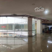 Cho Thuê Kiot Văn Phòng Oriental Plaza Tầng2