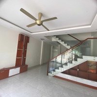 Cần Bán Nhà Chính Chủ Liền Kề Tại Kđt Oasis City, Giá Cả Thương Lượng.