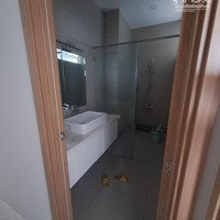 Cần Bán Căn Chung Cư Lake View 2 Kđt Thủ Thiêm 100M2