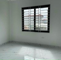 Bán Nhà Chợ Thạch Bích, Thôn Trên, Xã Bích Hoà, 40M2, 4 Tầng, Nội Thất Đẹp, Ở Ngay.