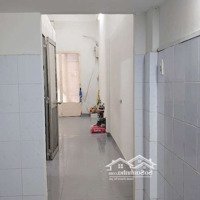 Căn Hộ Chung Cư Tầng Trệt, Đường Đinh Bộ Lĩnh Gần Ngã Tư Hàng Xanh