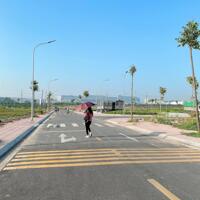 Lô gần công viên kinh doanh luôn dự án Mẫn Xá, Long Châu, Yên Phong. lh 0833582222
