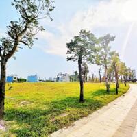 Cần bán lô đất đối diện công viên ngay trung tâm lỗ 300tr ngay đường Đinh Tiên Hoàng