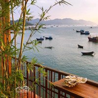 Bán Homestay Biển Tâm Huyết Duy Nhất Có Cầu Cảng Gỗ Bắt Dài Ra Biển, 3 Lầu, 1 Trệt, Đang Knh Doanh