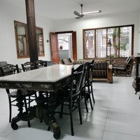 Bán Biệt Thự Sân Vườn Đẹp, Thạch Thị Thanh, P. Tân Định, Q.1, 380M2, Giá: 125 Tỷ (Thương Lượng)