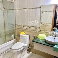 Biệt Thự Ngay Sân Bay P7 Gò Vấp Đường 10M 4 Lầu 107M2 Ngang 7M Giá Bán 14.9 Tỷ