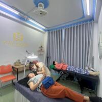 Chính chủ cần sang nhượng salon tóc tại số 35 Huỳnh Tấn Phát.Quận 7.HCM.