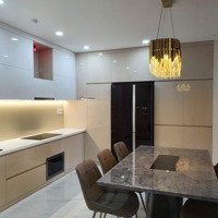 Kẹt Tiền Cần Bán Căn Hộ 132, Q11. 64M2, 2 Phòng Ngủ Full Nt, Shr,2Tỷ100