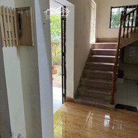 Nguyễn Trãi,60M2,Có 4 Phòng Ngủsân Vườn Rộng,Ưu Tiên Ở Gđ,Vp,Kho,Kd Online