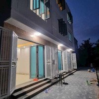 Nhà 3 Tầng Cao Viên, Thanh Oai Chỉ 1,6X Tỷ Gần 50M2 Liên Hệ: 0989643943