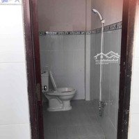 Cho Thuê Nhà Ưu Tiên Gia Đình, 42M2, Có Gác, 1 Wc Riêng, Bếp Riêng