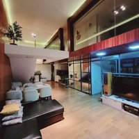 Cho Thuê Căn Hộ Chung Cư Sky Garden 1 Duplex 135M2