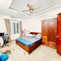 Bán Nhà Nguyễn Lương Bằng, 40M2 X 5 Tầng, 3 Ngủ Khép Kín, Tặng Full Nội Thất.