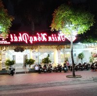 Bán Biệt Thự Sân Vườn Ngay Đầu Lê Hồng Phong - 3.5 Tầng - Mặt Tiền 8M - Giá Tốt