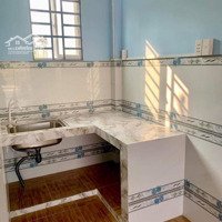 Phòng Trọ Có Mặt Tiền Kinh Doanh 30M2