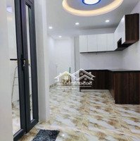 Định Cư Úc Cần Bán Gấp Nhà Hồng Bàng Quận 5 70M2 Chỉ 1Ty570 . Gần Đh Y Dược. Có Shr