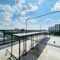 Cho Thuê Rooftop Lầu Cao View Cực Chill - 100M2 Ngay Mặt Tiền Đường Trường Chinh