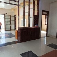 Biệt Thự,Trung Tâm Thương Mạirạch Giá, 430M2, 10 Phòng Ngủ Sân Đậu Ô Tô