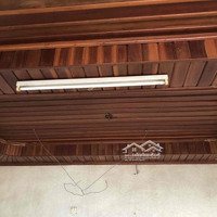 Cho Thuê Phòng Trọ ~30M2 Tầng 3 Mặt Đường Trần Cung