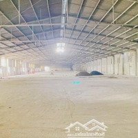 Cho Thuê Kho 6.000 M2 Mặt Tiền Quốc Lộ 1A Có Điện 3 Pha