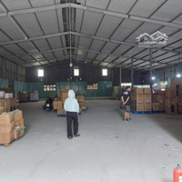 Cho Thuê Nhà Xưởng 700M2 Ngã Tư Ga, Phường Thạnh Lộc, Quận 12