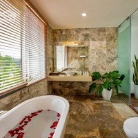 Bán Gấp Biệt Thự Hoàng Oanh, 450M2, Lô Góc 2 Mặt Tiền, View Hồ Tại Flamingo Đại Lải, Liên Hệ: 0931793888