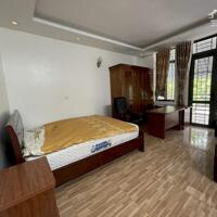 Cần cho thuê nhà 5 tầng 5 ngủ tại mặt đường Chùa Hà, Vĩnh Yên, Vĩnh Phúc. Lh: 0986934038