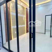 Bán Siêu Phẩmdiện Tích100M2 3Pn 2 Vệ Sinhcần Giuộc Long An. Giá Bán 1Ty Liên Hệ: 0397394783 Giang