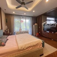 31 Tỷ - Siêu Biệt Thự Phố Trần Đại Nghĩa -Diện Tích130M2, 4 Tầng Thang Máy, Gara - 0963738356