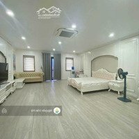 Bán Hoặc Cho Thuê Căn Góc 2 Mặt Tiền,5 Tầng Có Thang Máy,Diện Tích220.2 M2 Liên Hệ: 0966393353