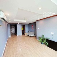 Cho Thuê Chung Cư 110M2 3 Phòng Ngủ Block A Tầng 6