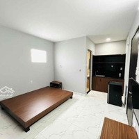 Studio Bancol/ Cửa Sổ Thoáng ( D1, D2 Trung Tâm Quận Bt) Full Nội Thất