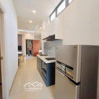 Căn Hộ 1 Phòng Ngủ1Pk Rộng 50M2, Có Đầy Đủ Nội Thất, Mặt Tiền Ô Tô, Toà Nhà Có Bảo Vệ An Ninh 24/7