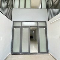 Nhà Nguyên Căn Rộng Rãi 100M2 2 Phòng Ngủ Ngay Âu Cơ - Lũy Bán Bích