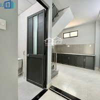 Nhà Nguyên Căn Rộng Rãi 100M2 2 Phòng Ngủ Ngay Âu Cơ - Lũy Bán Bích