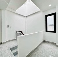 Chính Chủ Kẹt Tiền Cần Bán Gấp Nhà Nguyễn Gia Trí Q. Bình Thạnh Diện Tích 70M2 Chỉ 2 Tỷ180