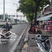 Mặt Tiền Kinh Doanh Phạm Văn Đồng-Vỉa Hè 5M-Nhà Nát Không Có Gì Để Xem