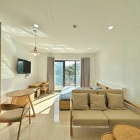 Cho Thuê Căn Hộ Studio, Ban Công View Thảo Cầm Viên, Có Bồn Tắm Nằm. Gần Lê Thánh Tôn, Lê Duẩn Q1.