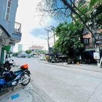 Nha Ngay Pham Van Đong