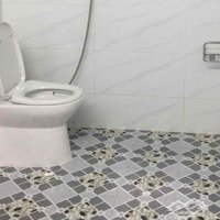 Nhà Mặt Tiền 100M2, 2 Phòng Ngủ, Đường Nguyễn Ái Quốc, Phường Tân Hiệp