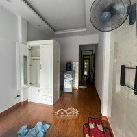 Cho Thuê Căn Hộ Đẹp Sạch Sẽ Full Đồ Chỉ Việc Vào Ở,Diện Tích33M2, Ngõ 2 Văn Cao Ô Tô Đỗ Cửa, 4, 5 Triệu