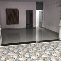 Cho Thuê Nhà Gần Chợ Bình Tân Có 2 Phòng Ngủdiện Tích120M2 Ngang 5M Có Sân Đậu Ô Tô Giá 5 Triệu/Tháng