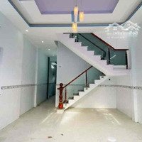 Nhà Mới Xây 150M2, 3 Phòng Ngủ, Đường Đoàn Nguyễn Tuấn, Long An